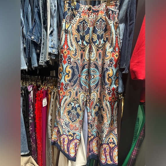 Zara Pants - Zara Colorful Paisley pants
